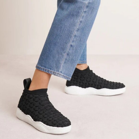 Alaia Knit Sneaker "EUC" - Picture 16 of 16